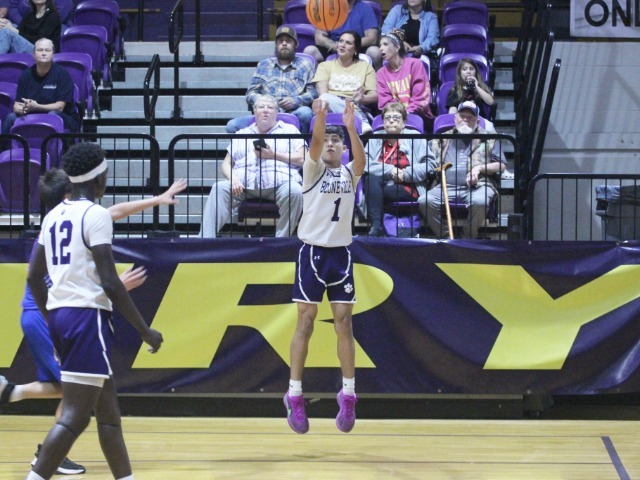 Garcia Keys Third Quarter Run With Two 3s, Hits 5 On The Night