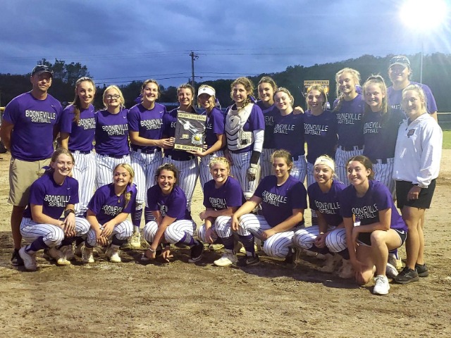 Lady Bearcats Win District Tournament, Again