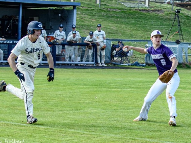 Baseball Bearcats Get In Games During Break