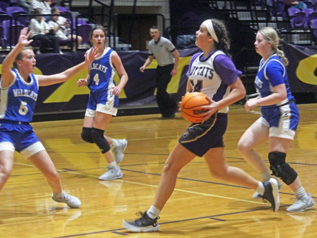 Junior Lady Bearcats Suffer Heartbreaking Loss