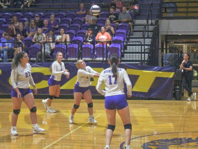 Bearcats Open Conference Play With Wins