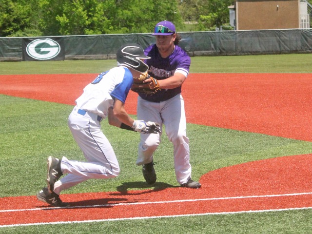 Bearcats Earn State Berth 