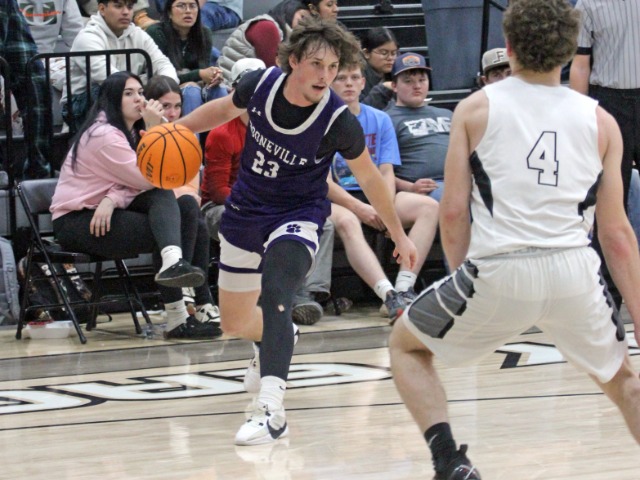Bearcats Go Cold In Loss At Cossatot; Junior High Bearcats Roll