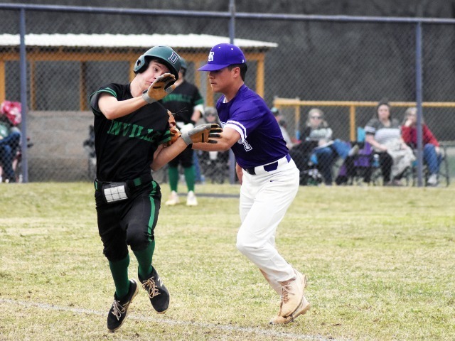 Ray Hits Home Run In Loss
