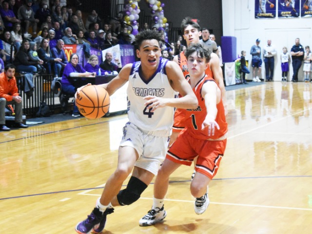 Bearcats Struggle On Homecoming Night