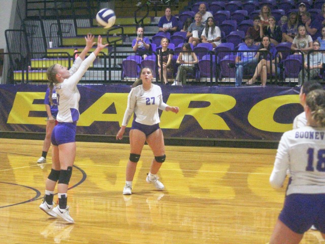Volleyball Bearcats On The Road Today