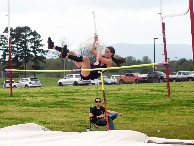 Ferguson, Jr Lady Bearcats Win District Meet