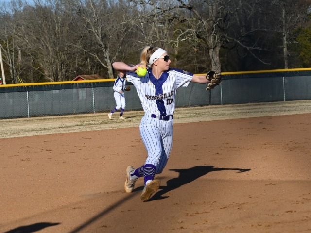 Lady Bearcats Open With Win Over Ozark