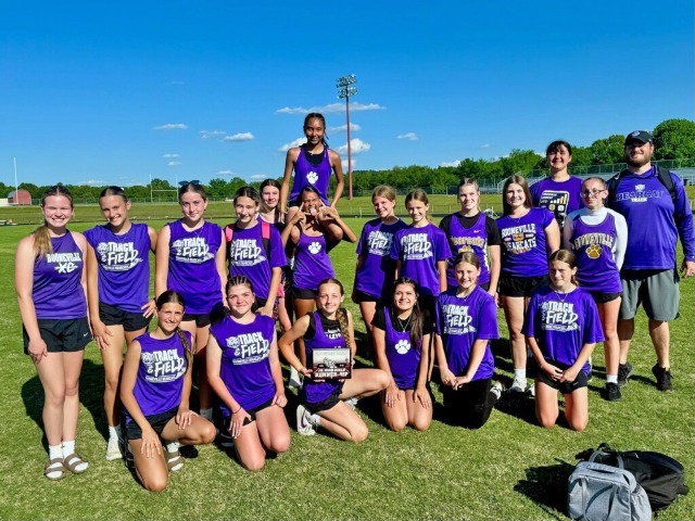 Shaffer Has Big Day At Junior High District Meet
