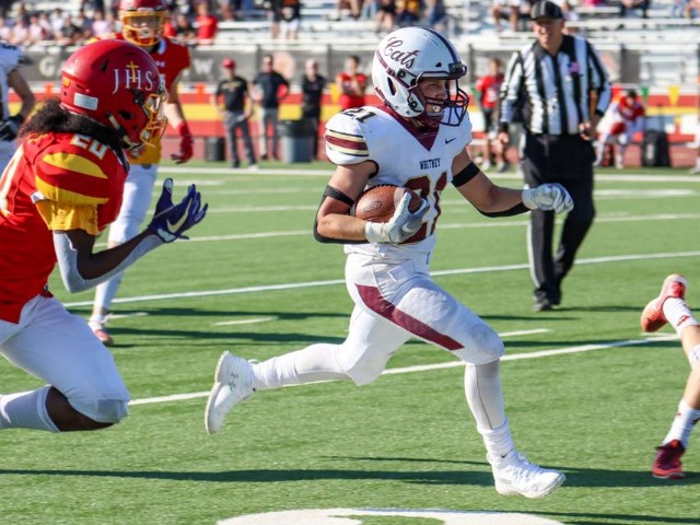 hitney advances to section final with dramatic win over Jesuit