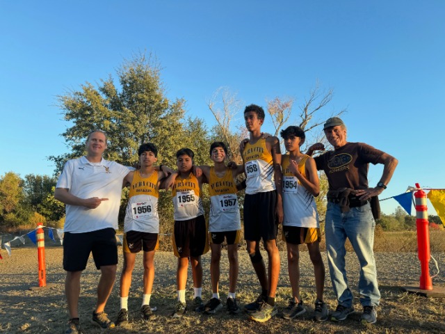Boys Frosh Cross Country Team Finishes 4th at CIF Section Meet 