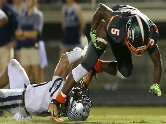 Mosley blanks Arnold