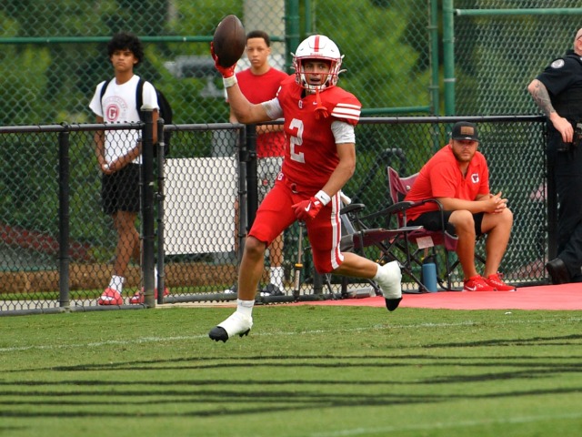 Red Elephants stomp to scrimmage win over McEachern