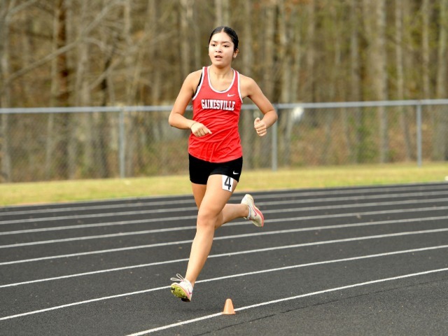 Youth serves Big Red in dominant win