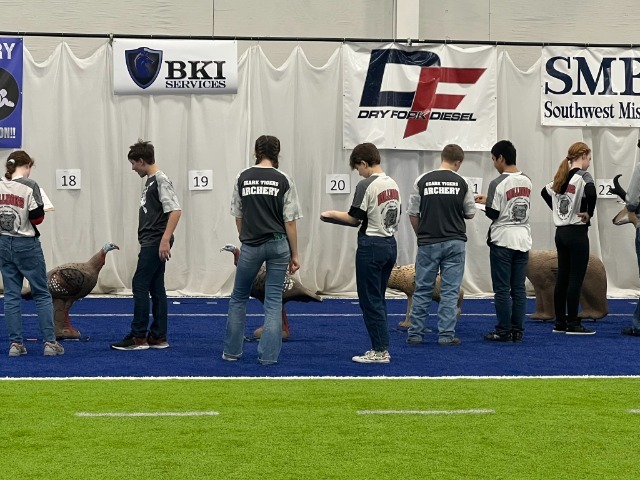 15 OHS Archers Qualify for State