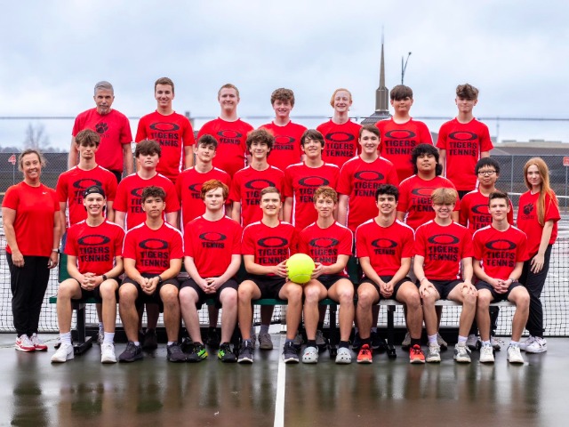 Boys Tennis Wraps Up Winning Season With First State Qualifier in a Decade