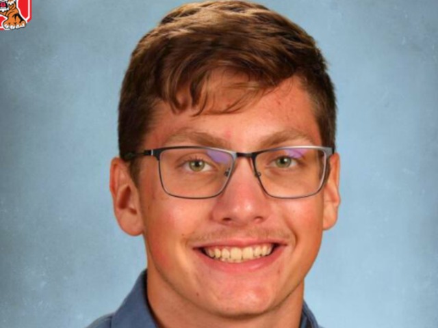 Ozark Varsity Cheer Ranks 9th in the Nation!