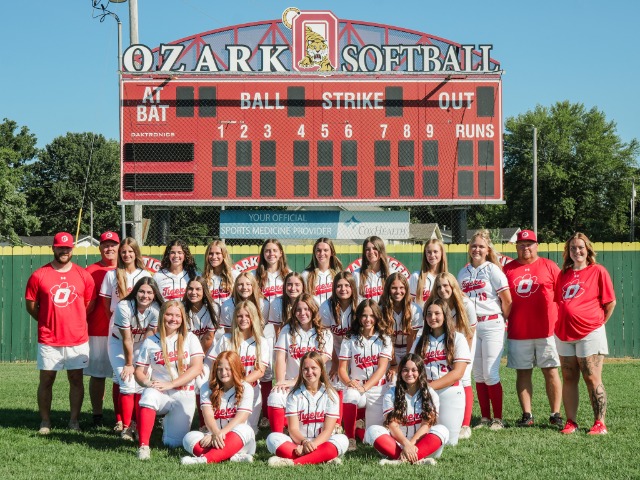 Ozark Girls Swim Finishes Strong at State Finals