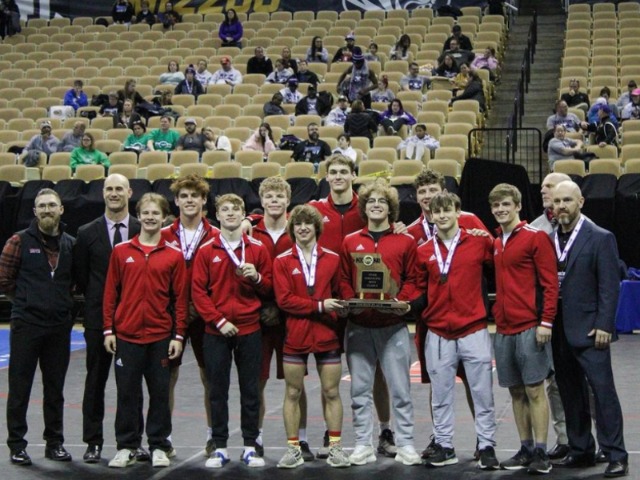Boys Wrestling Team Places 4th at State!