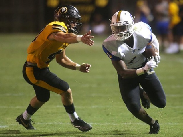 Chargers win turnover-heavy contest against Pontotoc