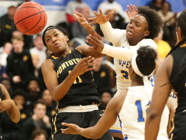 Lady Warriors take down No. 2 Lady Wave