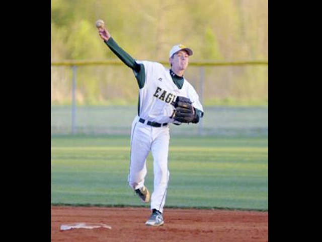 Brooks delivers in Eagles’ win