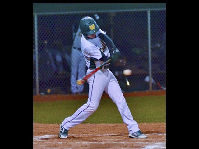 Eagles overcome early hole in win