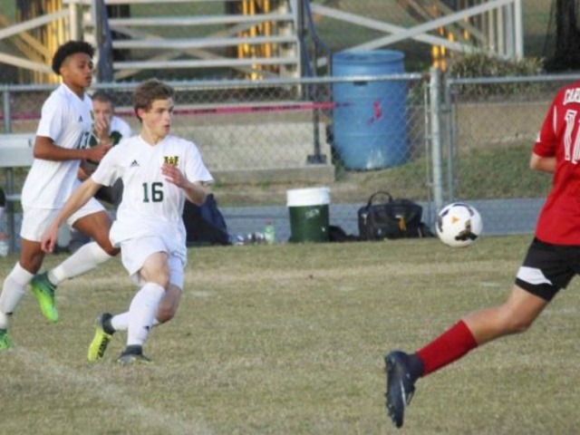 Eagles stymie East in regular-season finale