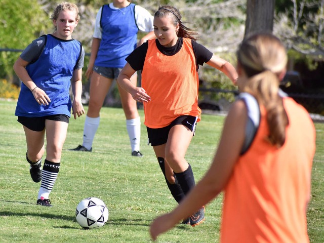 Returning soccer players boost girls, boys rosters