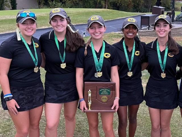 Girls Golf Claims District Title