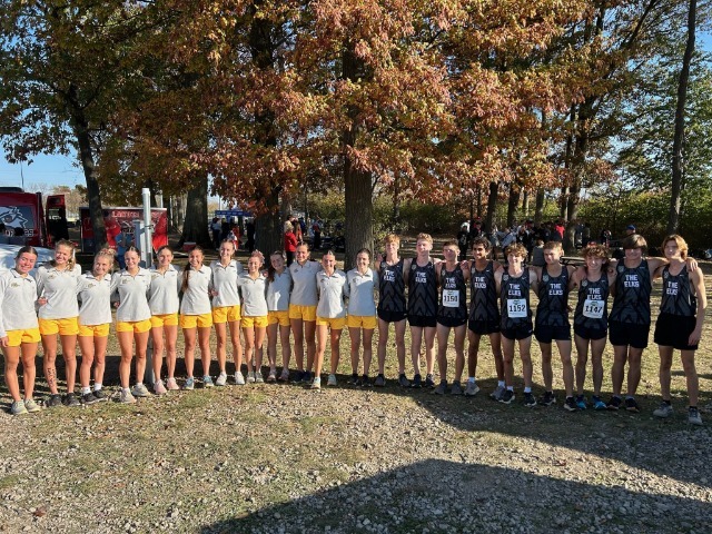 Girls Cross Country Earns District Runner-Up, Moves To Regionals Next