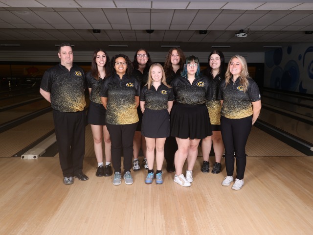 Girls Bowling Survives Districts, Move Onto State, Boys Team Comes Up Just Short