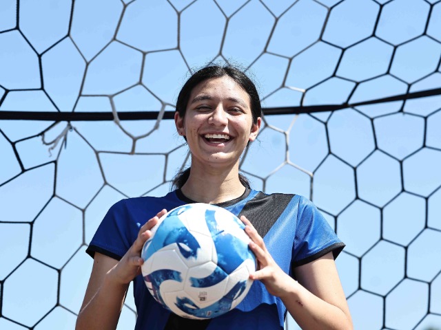 The Lady Cougars Defeat League Rival 7-0