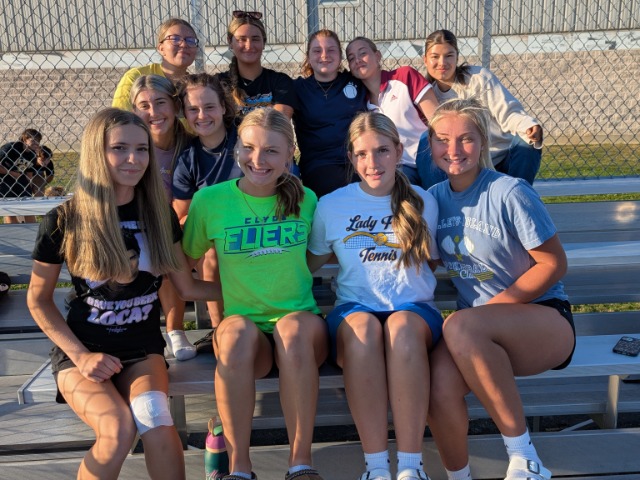 Clyde Tennis beats Bellevue 5-0