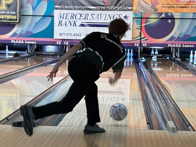 Conner Leas rolling a strike