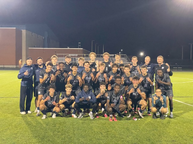 Men's Soccer Dominates on Senior Night