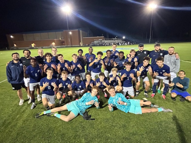 Men's Soccer Closes Out Regular Season with a Win