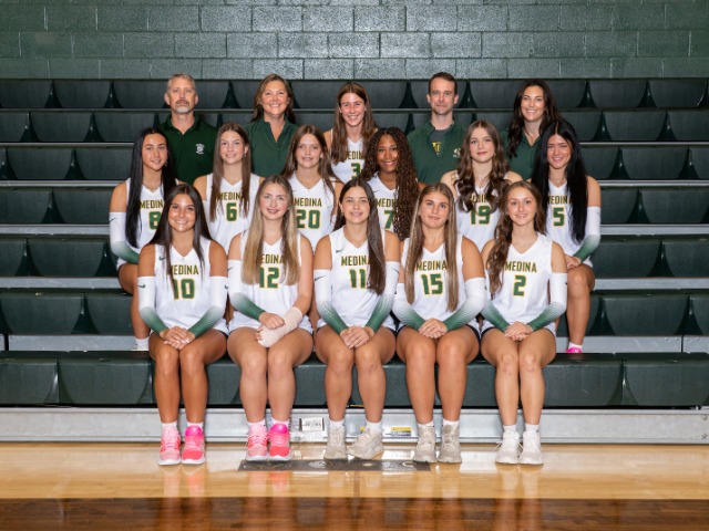 Girls Volleyball sweeps Westlake Quad