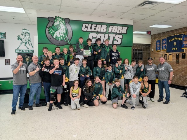 Medina Middle School Wrestling wins the Clear Fork Invitational