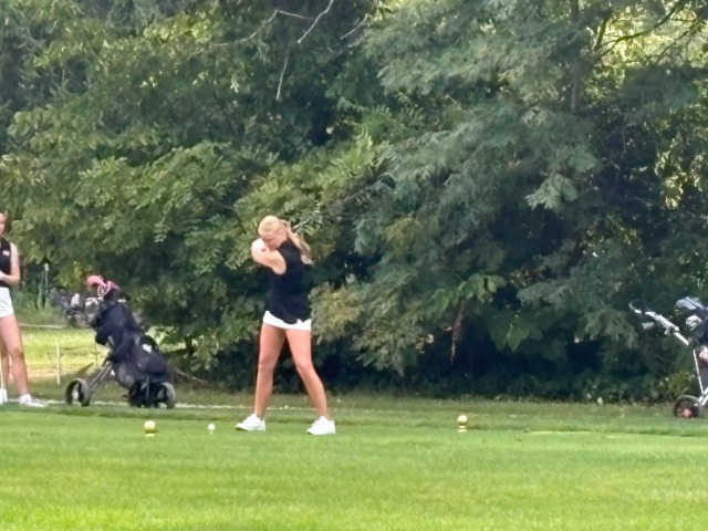 JV Girls Golf Finishes Runner-Up at Edison