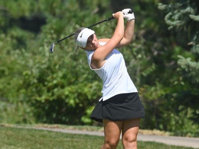 Girls Golf Claims Top-5 Finish at 18-Team Edison Invite