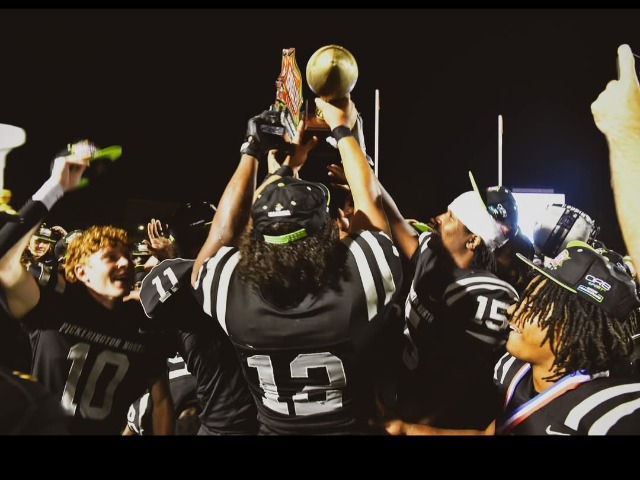Panther Seniors Shine at Apple Valley