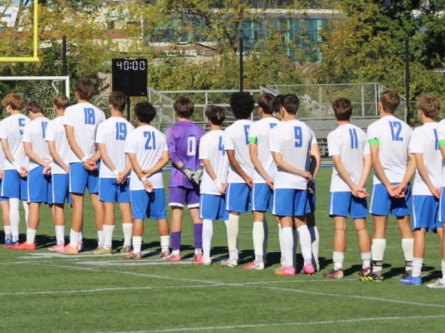Men's Soccer top Madeira 2-1