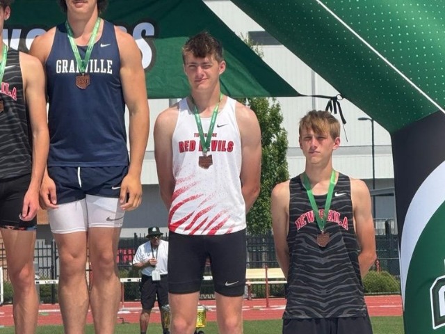 Landon Kimmel is the State Runner-up in the 1600m Run