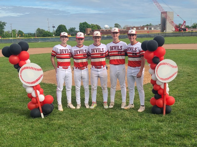 Baseball Wins on Senior Night