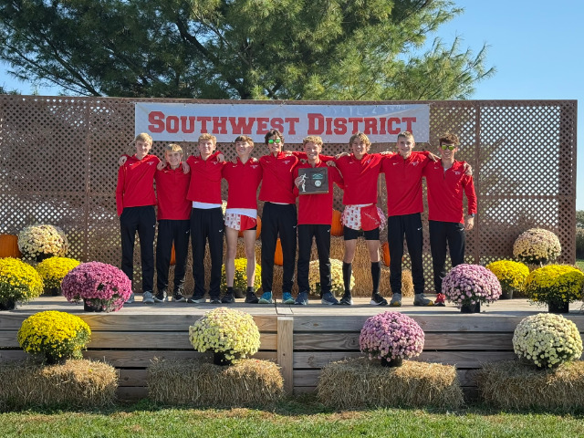 Muhlenkamp, Ramos Lead Tipp XC Boys to District Runner-Up Finish