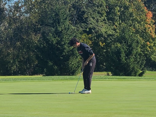 Grant Paulet Places 35th at District Tournament