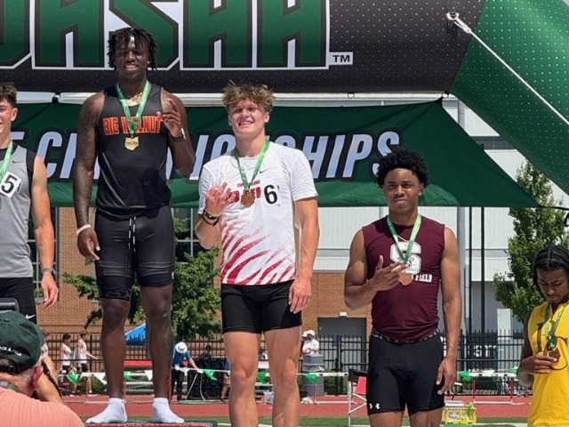 Landon Kimmel is the State Runner-up in the 1600m Run