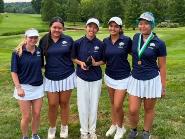 WALNUT HILLS GIRLS GOLF IS MAKING A STATEMENT
