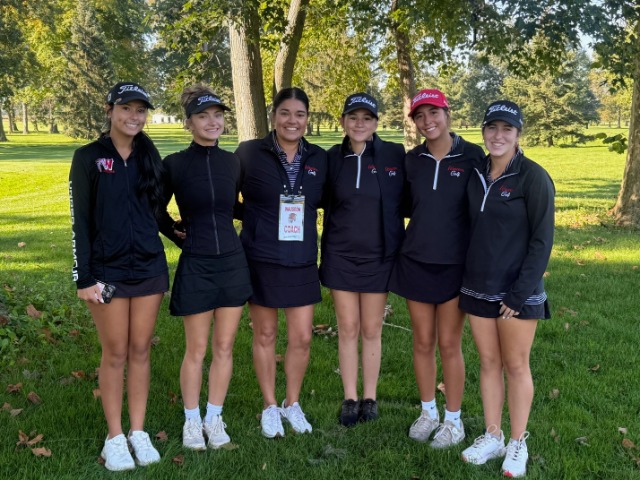 Girls Golf qualifies for State - 3rd straight season